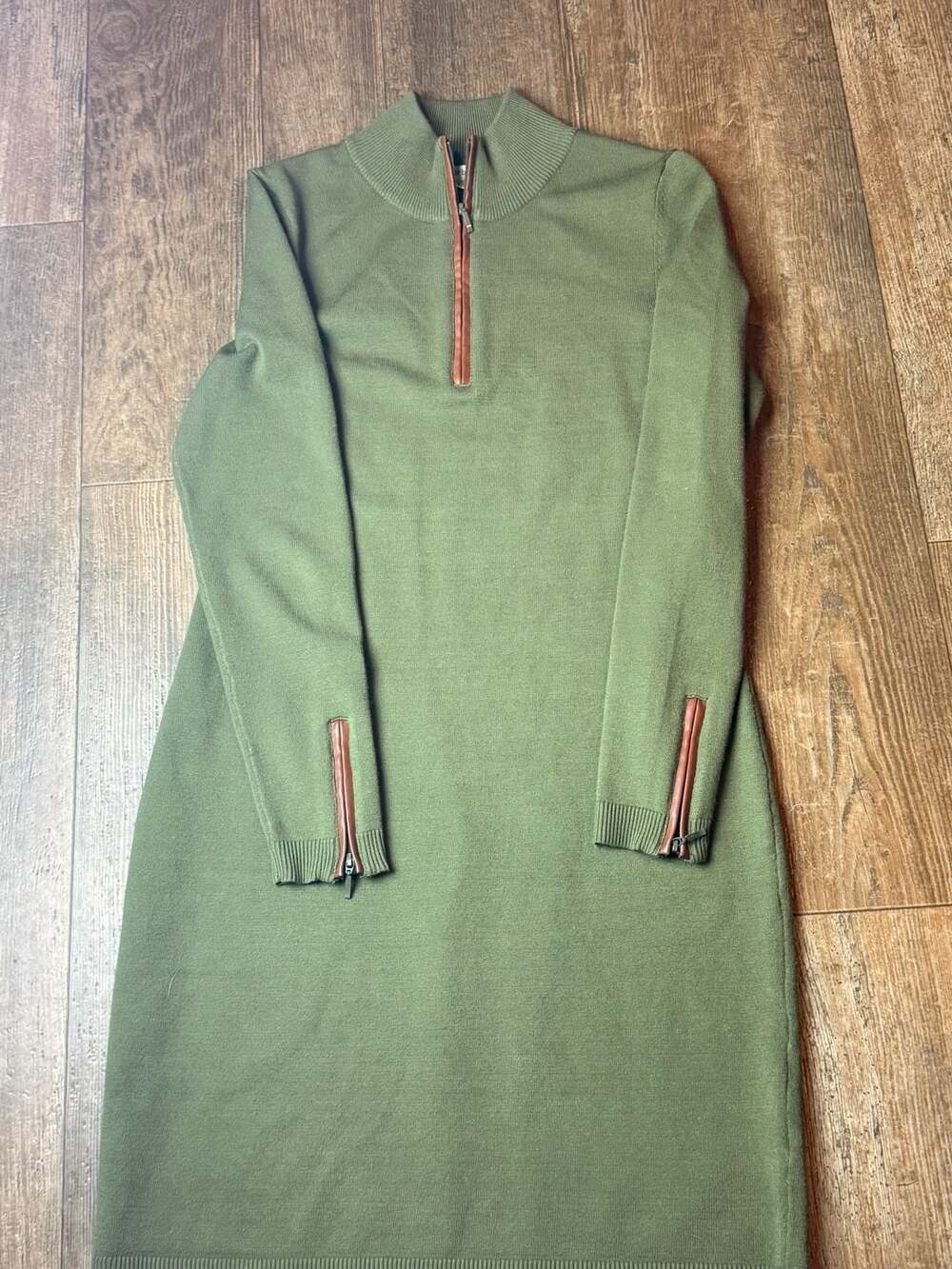 Tyler Böe Green 1/2 Zip sweater dress size small